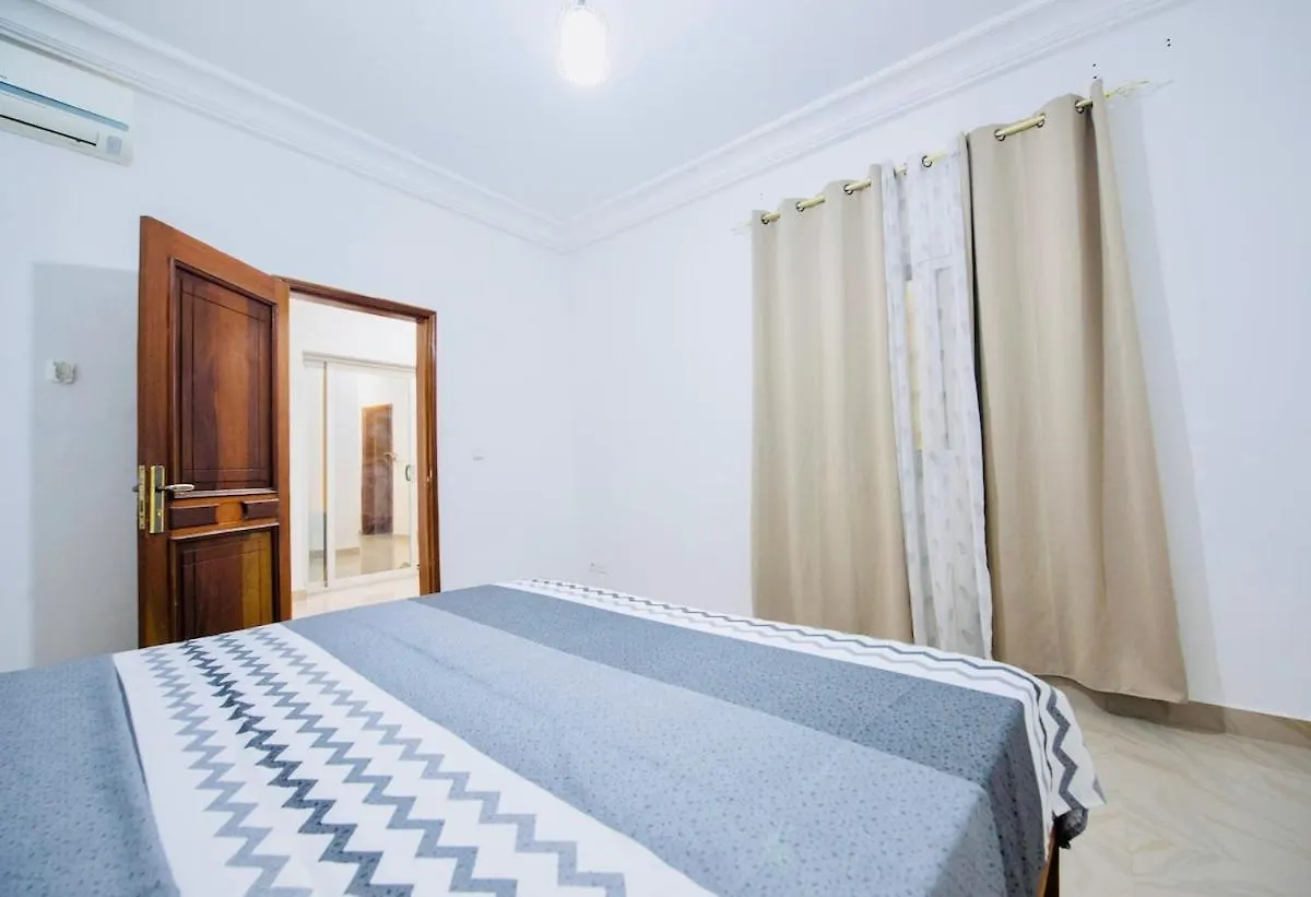 Grand 3 Pieces Tout Confort Dakar Apartment