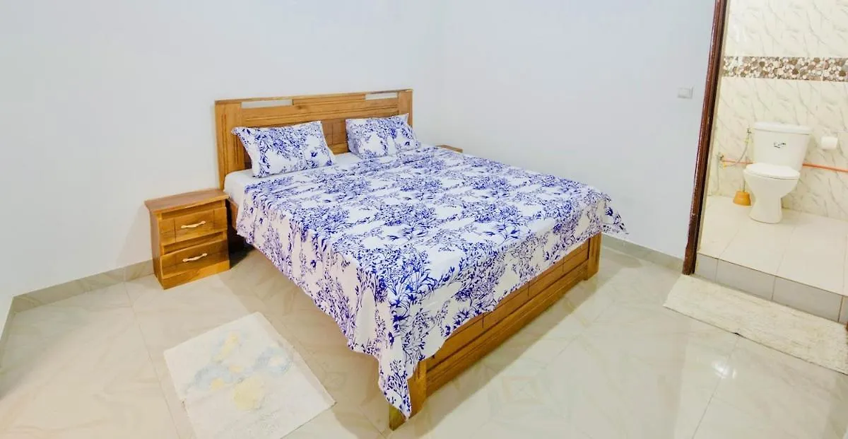 Grand 3 Pieces Tout Confort Dakar 0*,